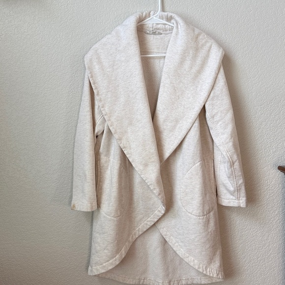 Olive & Oak Sweaters - Olive and Oak Cardigan White Cream Heathered Size Medium